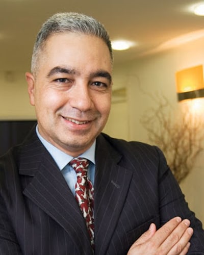 Yekta Özözer Yekta Özözer